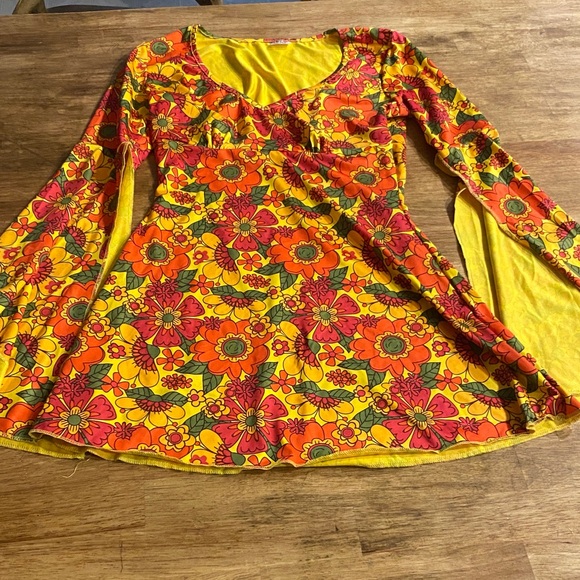 Spirit Vibrant Floral Hippie Costume - Picture 4 of 5